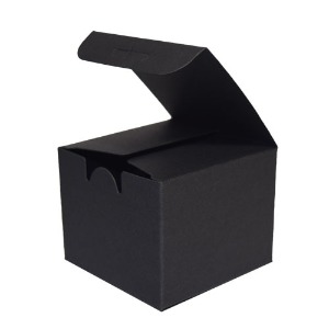 내츄럴 답례품상자 1호 블랙(50장)사이즈-가로[7.5cm]세로[7.5cm]높이[6cm]깔금하고 심플한 블랙색상의 상자입니다